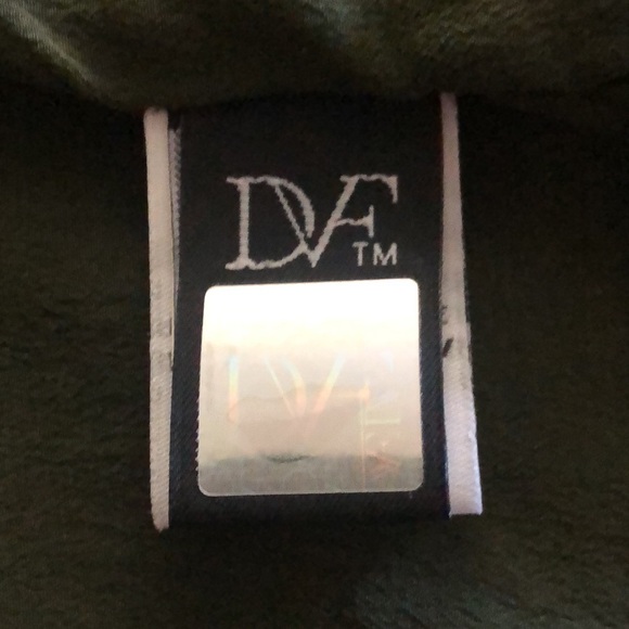 🦋🦋DVF Crepe Camo dress - Picture 8 of 8